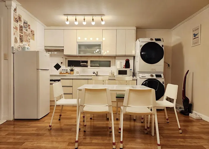 アパート Ellastay Wide House Subway Station Area Family Travel Recommendation ソウル特別市